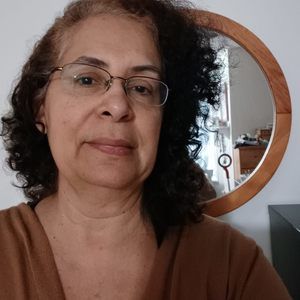 Meet your Posher, Ana